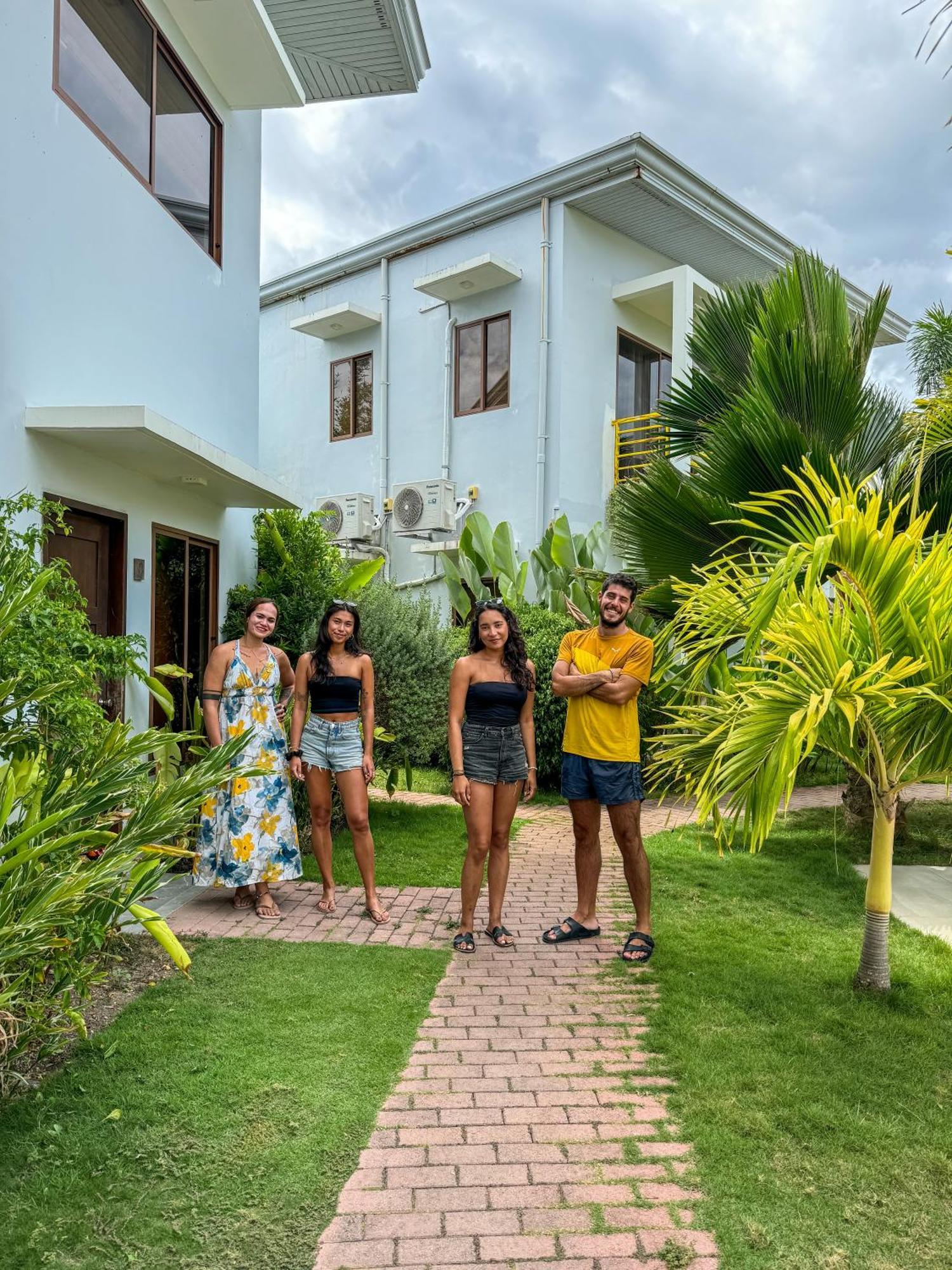 Red Picnic Hostel Panglao City Exterior foto